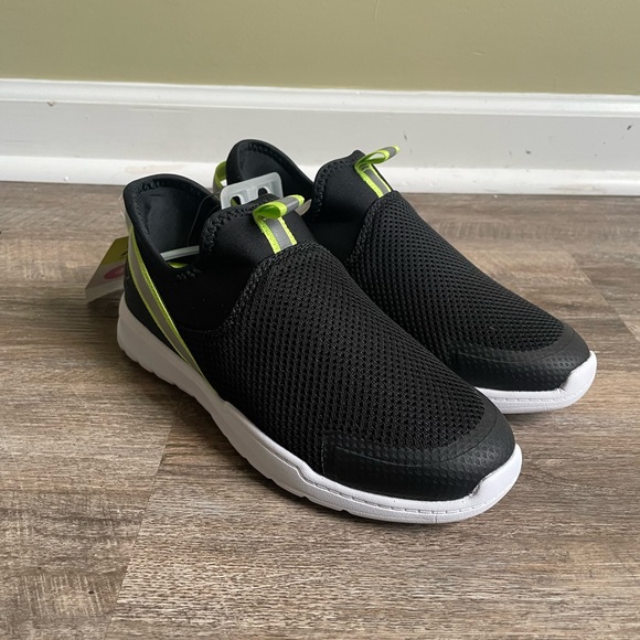 all in motion Other - NWT All In Motion Slip On Sneakers